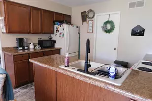 955 Millpond Rd, Valparaiso, IN 46385 - Photo 16