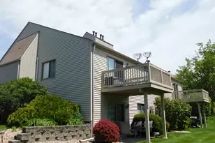 955 Millpond Rd, Valparaiso, IN 46385 - Photo 2