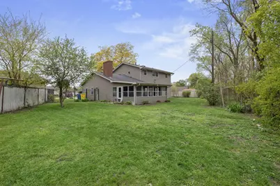 218 W 38th Court, Griffith, IN 46319 - Photo 22