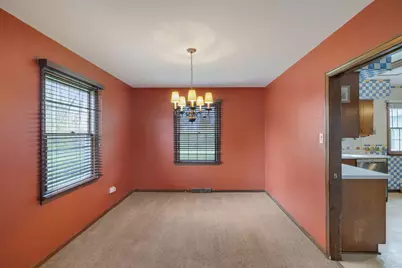 218 W 38th Court, Griffith, IN 46319 - Photo 6