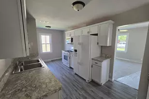 523 W Emmet Ave, Rensselaer, IN 47978 - Photo 4