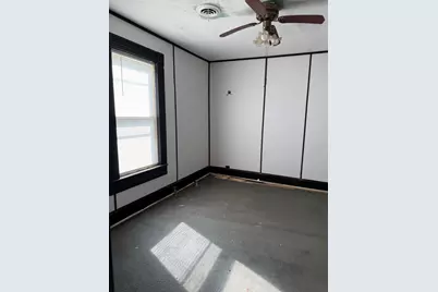 129 W Prairie Street, Goodland, IN 47948 - Photo 28
