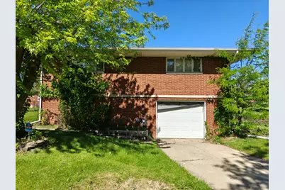 642 E 54th Place, Merrillville, IN 46410 - Photo 2