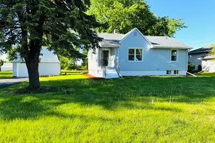 2851 44th St, Highland, IN 46322 - Photo 2