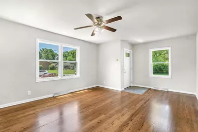 2851 44th Street, Highland, IN 46322 - Photo 8