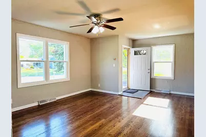 2851 44th Street, Highland, IN 46322 - Photo 4