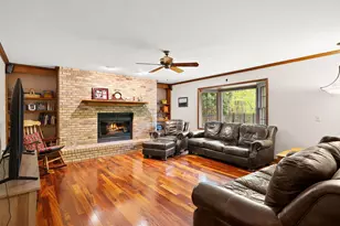 144 Westchester Ln, Valparaiso, IN 46385 - Photo 10
