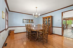 144 Westchester Ln, Valparaiso, IN 46385 - Photo 6