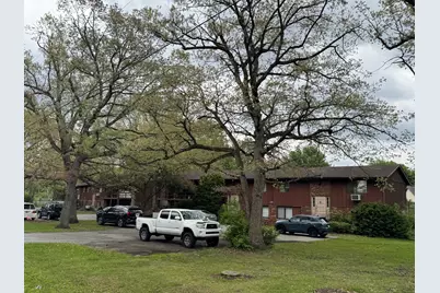 235-309 8th Avenue NW, Demotte, IN 46310 - Photo 4