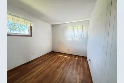 505 Albert Street, Valparaiso, IN 46383 - Photo 6