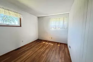 505 Albert St, Valparaiso, IN 46383 - Photo 6
