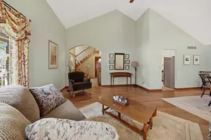 105 Andover Dr, Valparaiso, IN 46383 - Photo 6