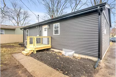 6091 Mulberry Avenue, Portage, IN 46368 - Photo 14