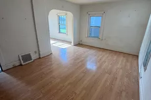 809 Pierce St, Gary, IN 46402 - Photo 4