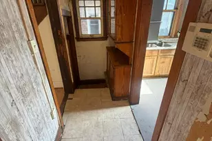 809 Pierce St, Gary, IN 46402 - Photo 8