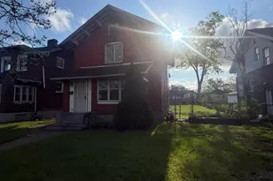 809 Pierce St, Gary, IN 46402 - Photo 2