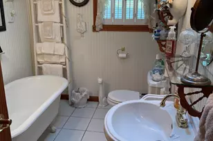300 11th St SW, Demotte, IN 46310 - Photo 6