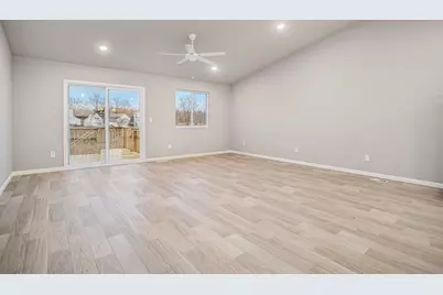 114 Bellflower Drive, Michigan City, IN 46360 - Photo 4