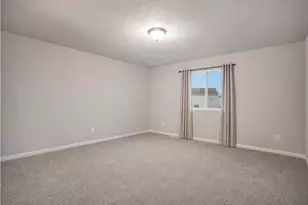 114 Bellflower Dr, Michigan City, IN 46360 - Photo 8