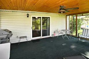 2704 Kellee Ct, Valparaiso, IN 46383 - Photo 22