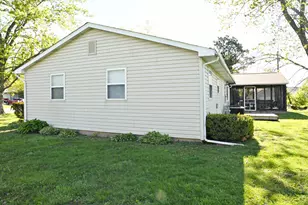 2704 Kellee Ct, Valparaiso, IN 46383 - Photo 26