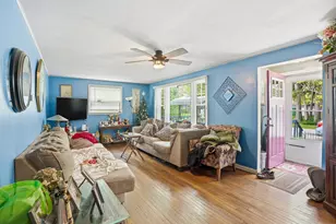 1002 Beech St, Valparaiso, IN 46383 - Photo 6