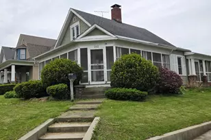 202 G St, La Porte, IN 46350 - Photo 2