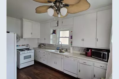 202 G Street, La Porte, IN 46350 - Photo 8