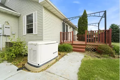 324 Forsythia Street SE, Demotte, IN 46310 - Photo 16