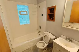 128 W 49th Ave, Gary, IN 46408 - Photo 8