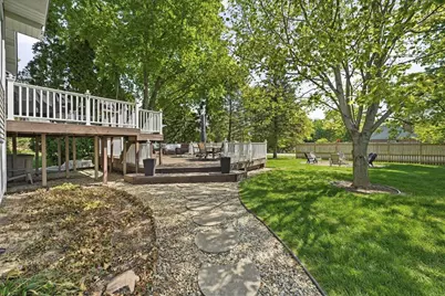 4000 Lancaster Drive, Valparaiso, IN 46383 - Photo 38