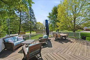 4000 Lancaster Dr, Valparaiso, IN 46383 - Photo 40