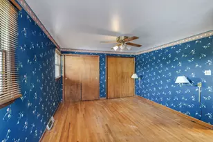 218 W 38th Ct, Griffith, IN 46319 - Photo 14