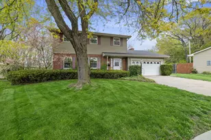 218 W 38th Ct, Griffith, IN 46319 - Photo 2