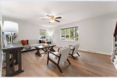 1057 Woodland Court, Lowell, IN 46356 - Photo 4