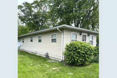 7616 Lake Shore Drive, Cedar Lake, IN 46303 - Photo 2