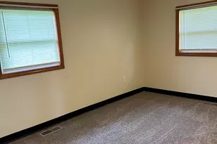 7616 Lake Shore Dr, Cedar Lake, IN 46303 - Photo 6