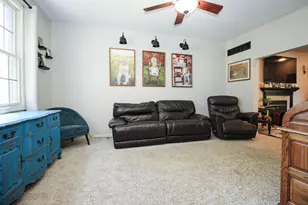 11794 N Michelle Dr, Wheatfield, IN 46392 - Photo 4