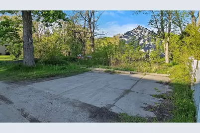 22 S Kenworthy Street, Valparaiso, IN 46385 - Photo 4