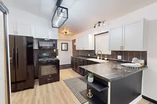 737 E 47th Ave, Gary, IN 46409 - Photo 6