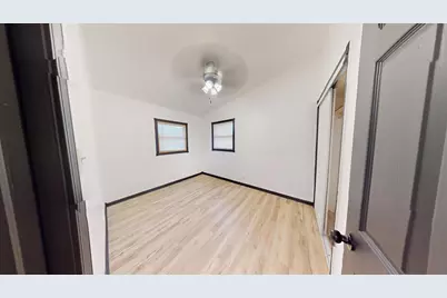 737 E 47th Avenue, Gary, IN 46409 - Photo 14