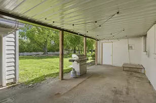 590 E Oak Hill Rd, Chesterton, IN 46304 - Photo 20