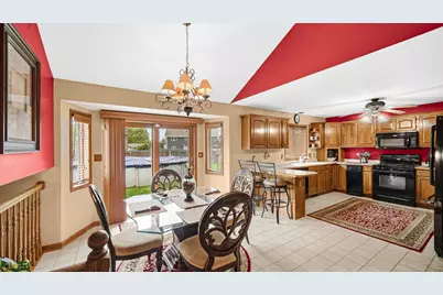 8820 Morninglory Place, Saint John, IN 46373 - Photo 6