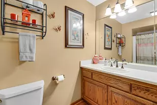 8820 Morninglory Pl, Saint John, IN 46373 - Photo 12
