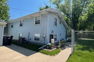 1417 Earl Rd, Michigan City, IN 46360 - Photo 6