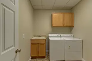 10135 Cherrywood Ln, Munster, IN 46321 - Photo 56