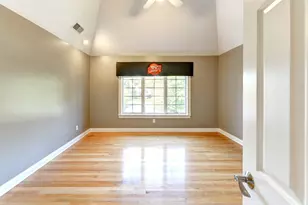 10135 Cherrywood Ln, Munster, IN 46321 - Photo 36
