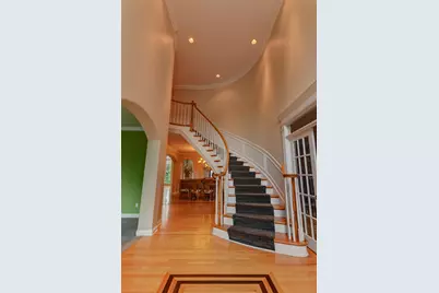 10135 Cherrywood Lane, Munster, IN 46321 - Photo 4