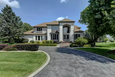 10135 Cherrywood Lane, Munster, IN 46321 - Photo 2