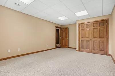8265 E Walnut Ridge, New Carlisle, IN 46552 - Photo 28